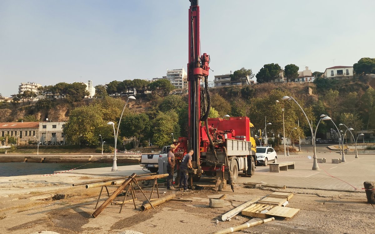 Γεωτεχνική έρευνα πεδίου με δειγματοληπτικές γεωτρήσεις